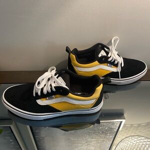 Pro Vans Men’s 7 Wms 9